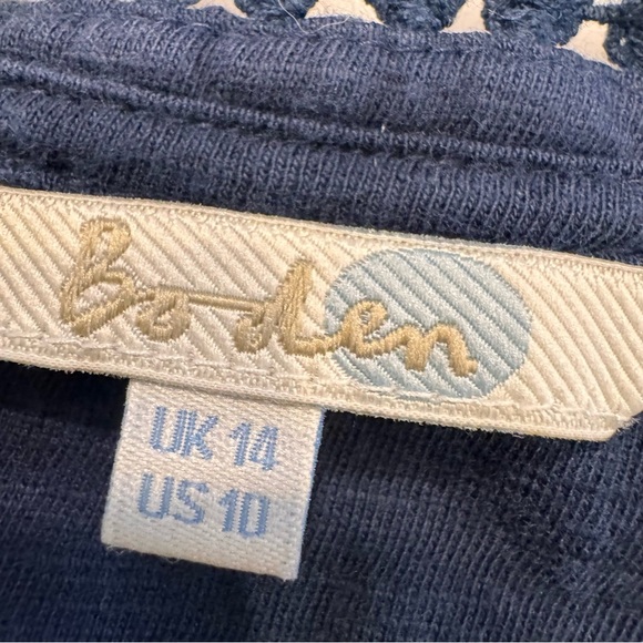 Boden Women’s Navy Blue Peasant Top  Shirt Sleeves Embroidered Trim Sz 10 - Picture 5 of 13